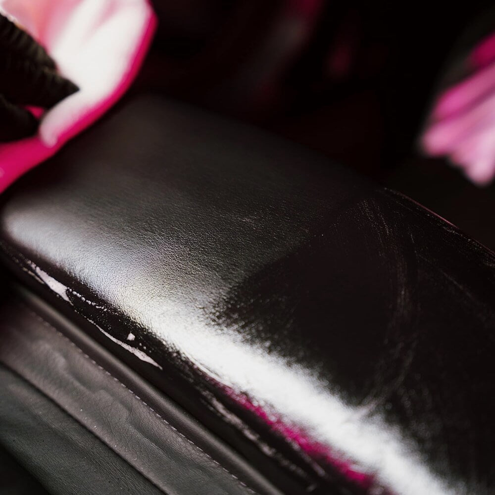 GYEON Q²M LeatherCleaner Strong